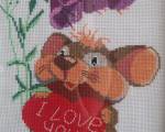 Картина вышитая мелким крестиком «Влюбленный Мышонок», рама 210х297